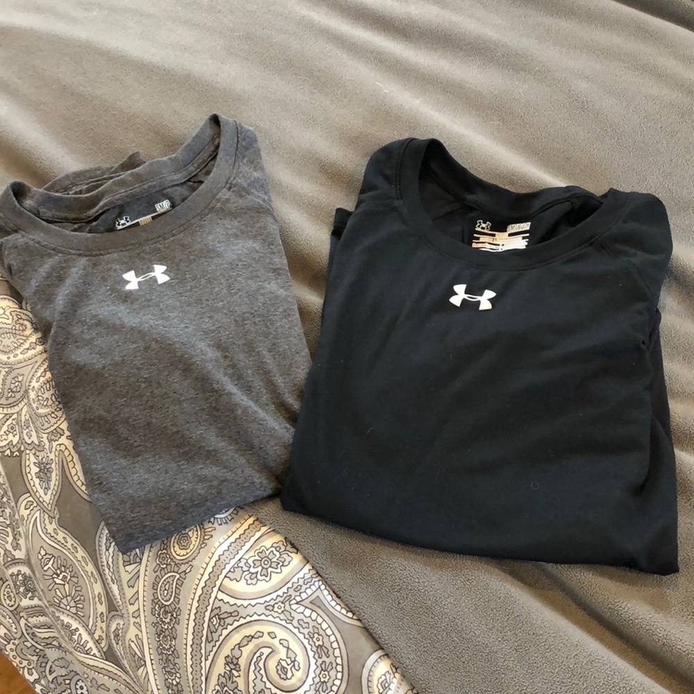 Under armor loose fit heat gear tops